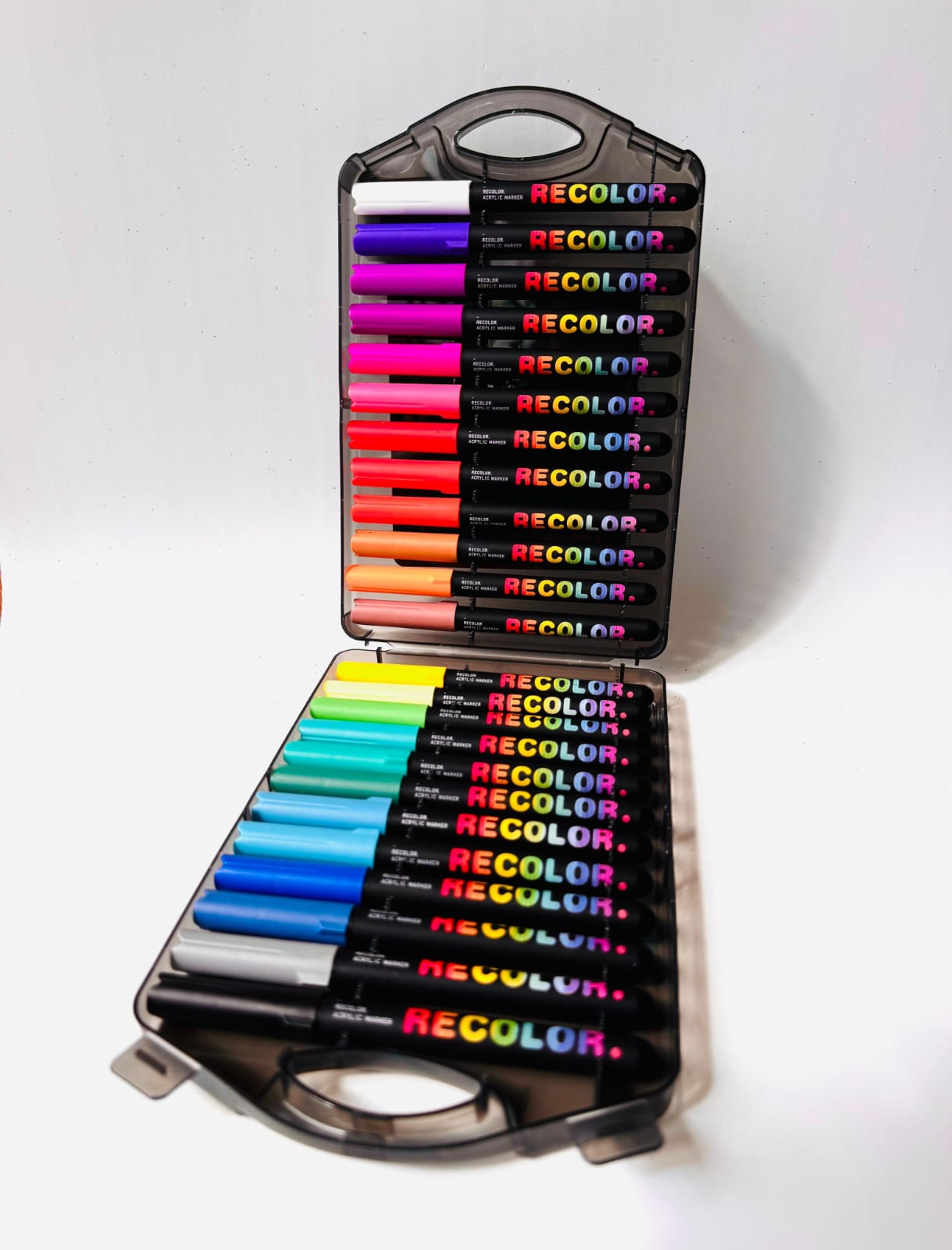 აკრილის მარკერი 24ფერიანი