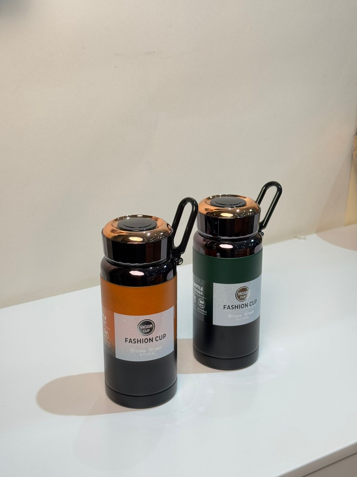 თერმოსი თერმომეტრით 660მლ 9133