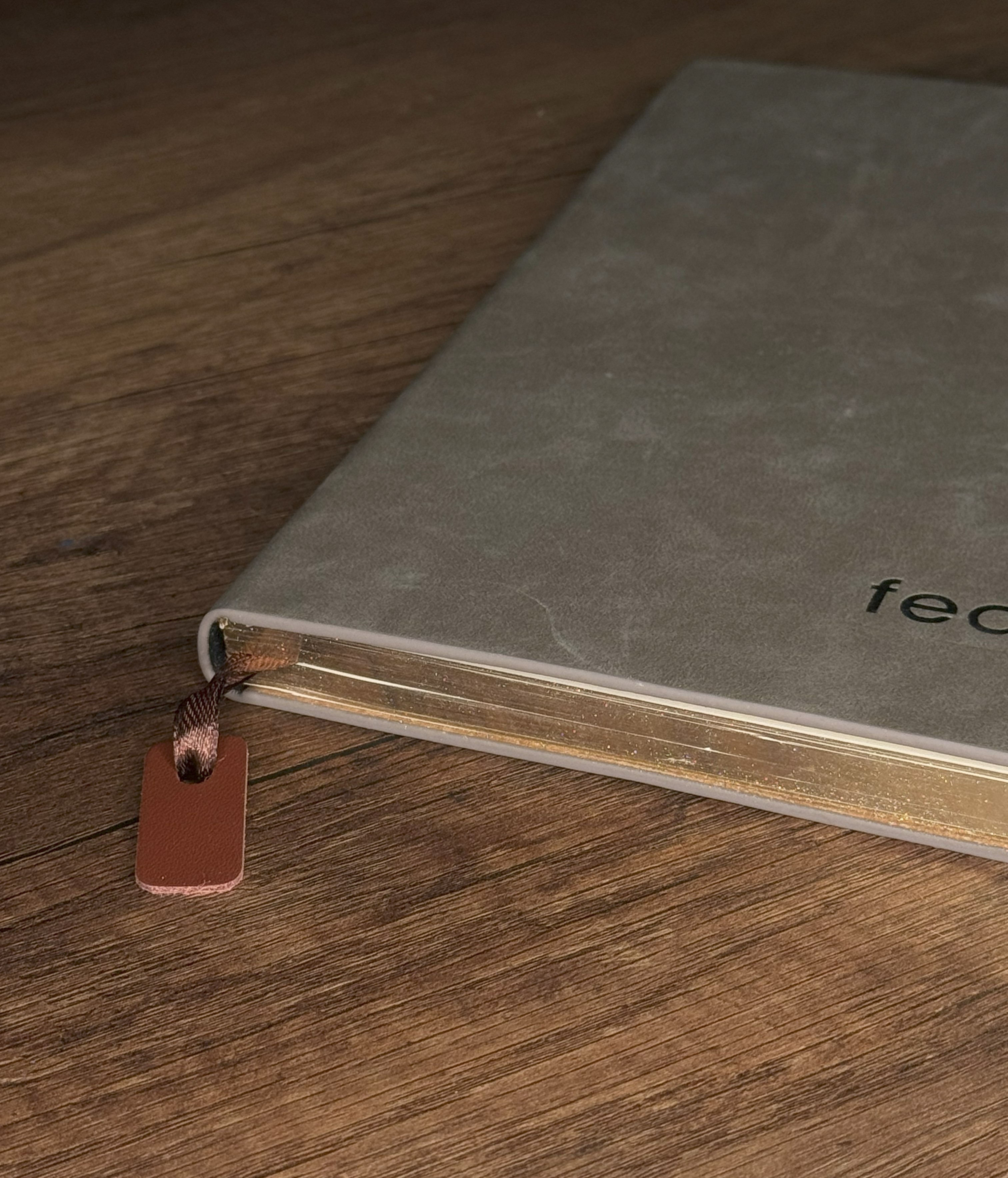 ბლოკნოტი A-25