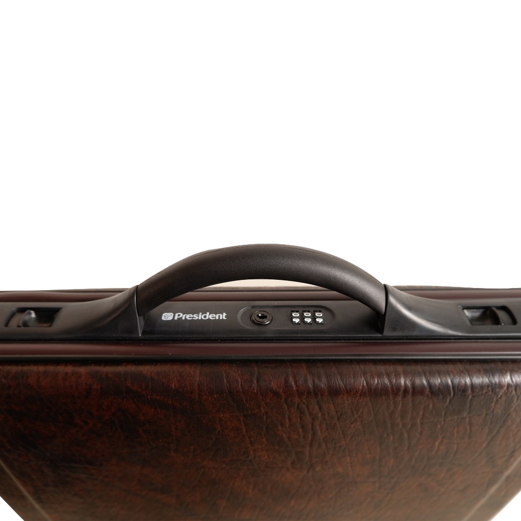 ქეისი President 3122 ზომა 20ინჩი 18ინჩი