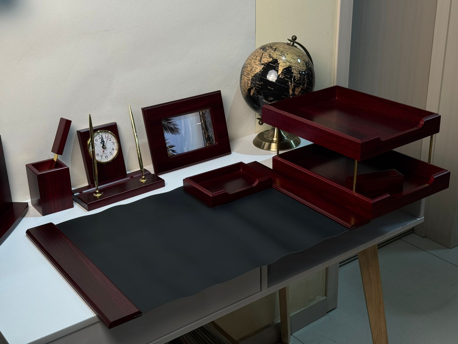 ორგანაიზერი 8 საგნიანი