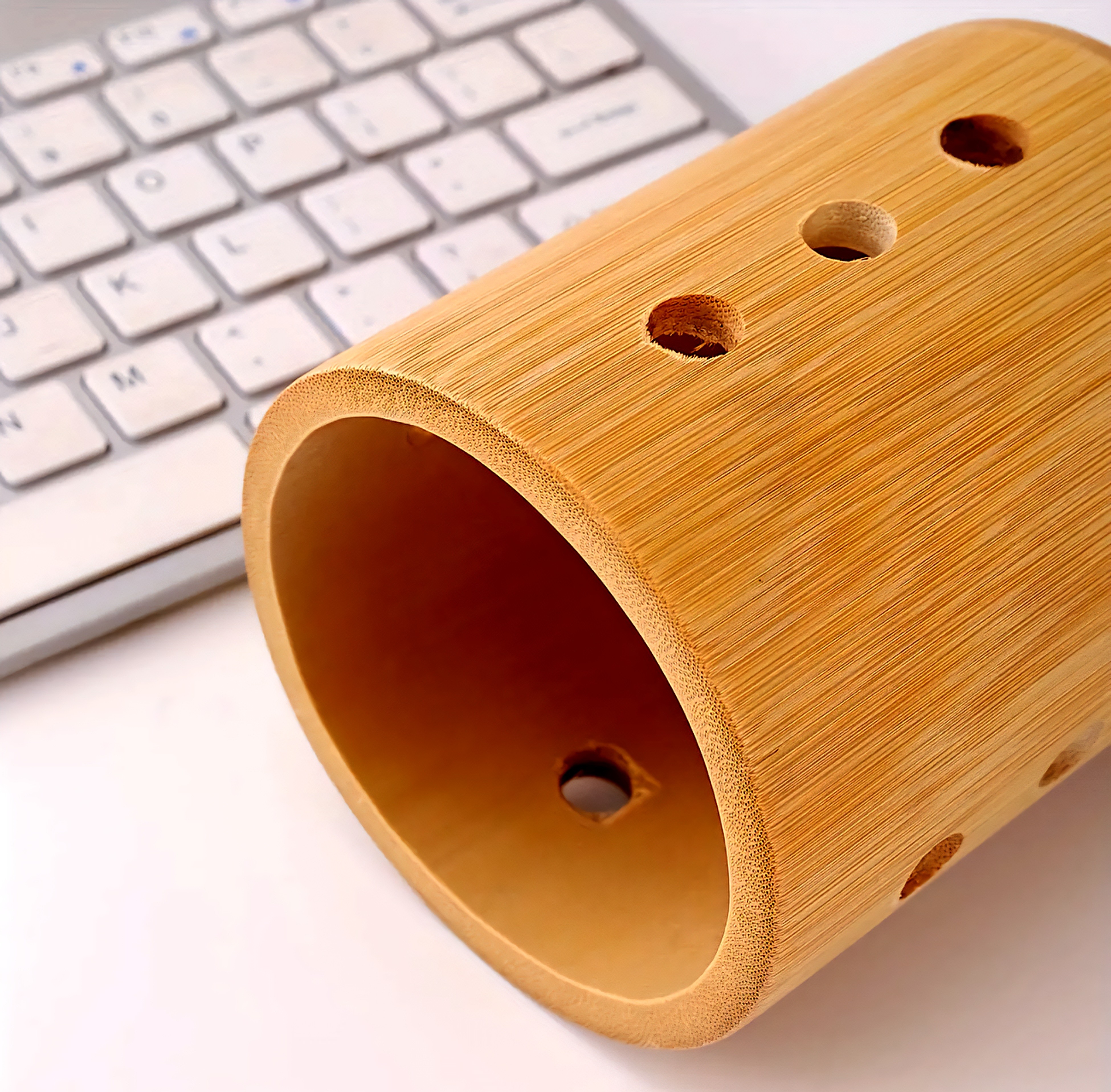 კალმის ორგანაიზერი ხის