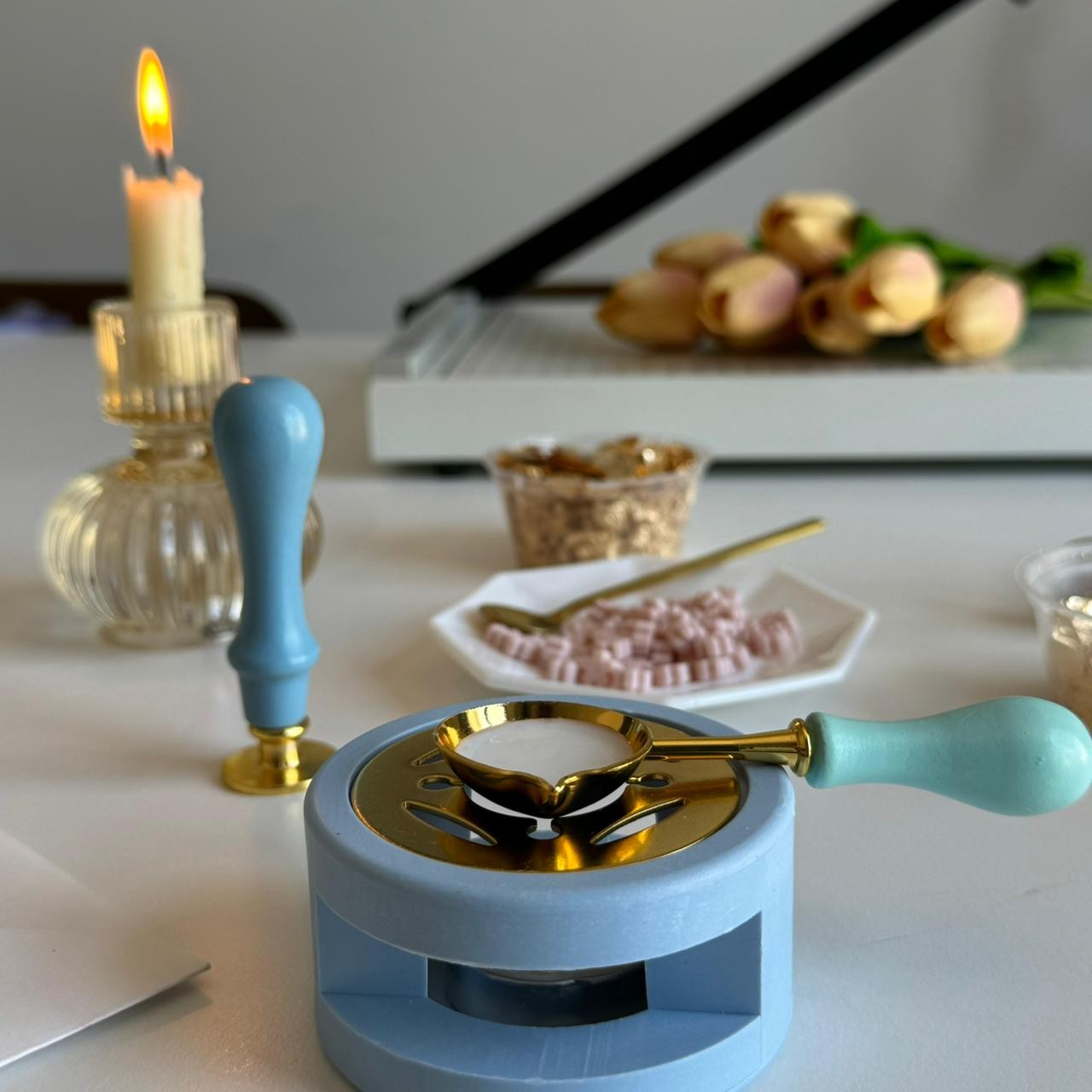 ცვილის ბეჭდის სეტი 9 ფერიანი