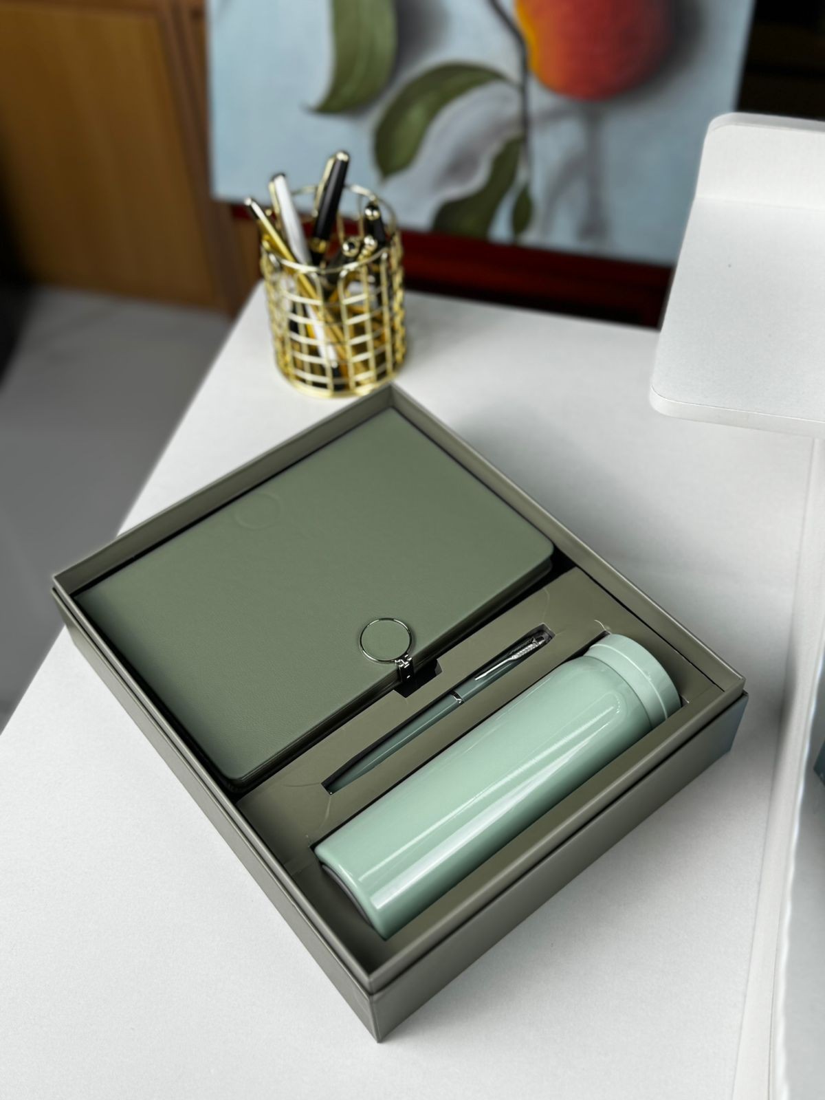 სასაჩუქრე ბოქსი თერმოსით 25188 მწვანე