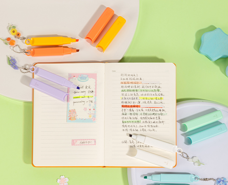 ტექსტ მარკერი საკიდით  DELI SK153