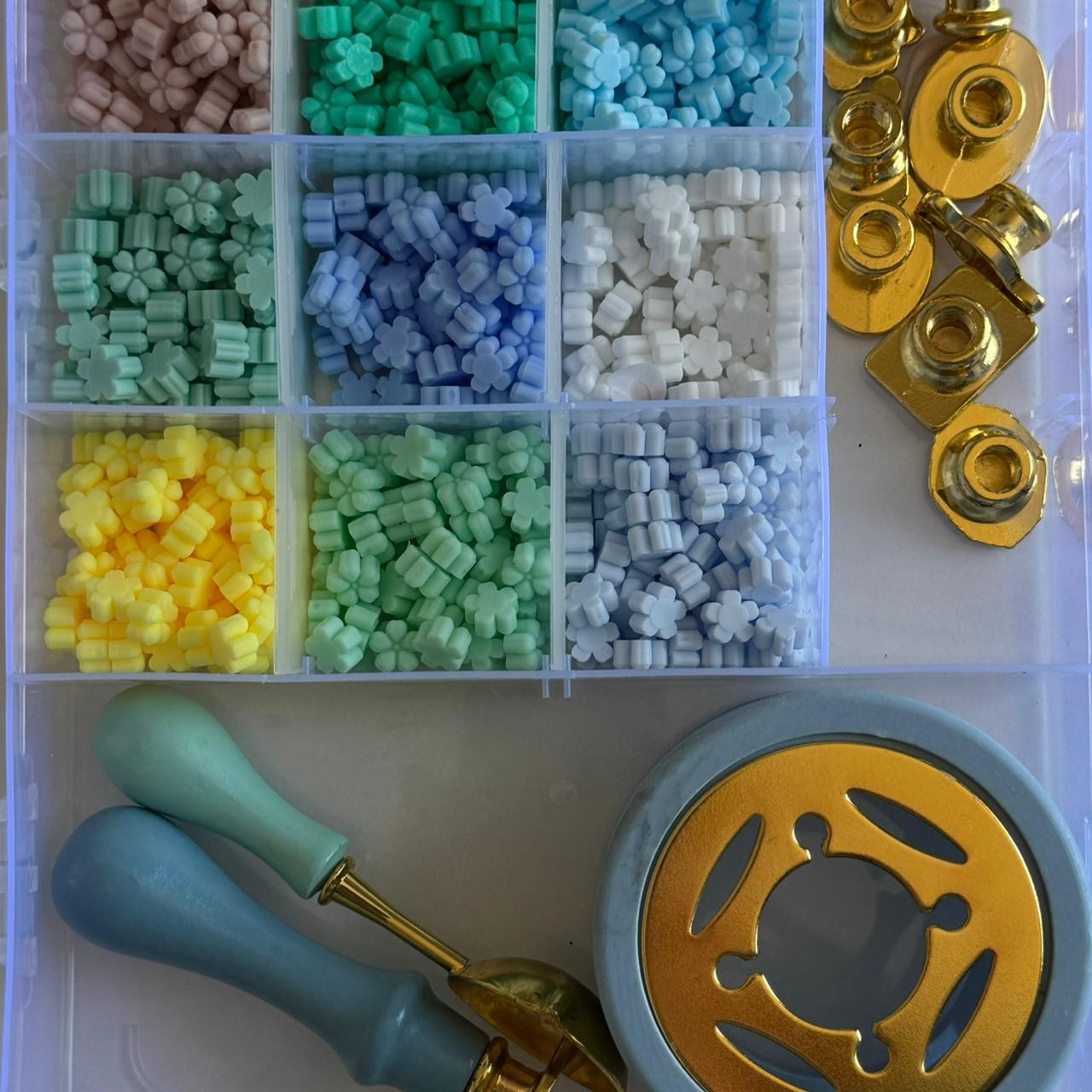 ცვილის ბეჭდის სეტი 9 ფერიანი