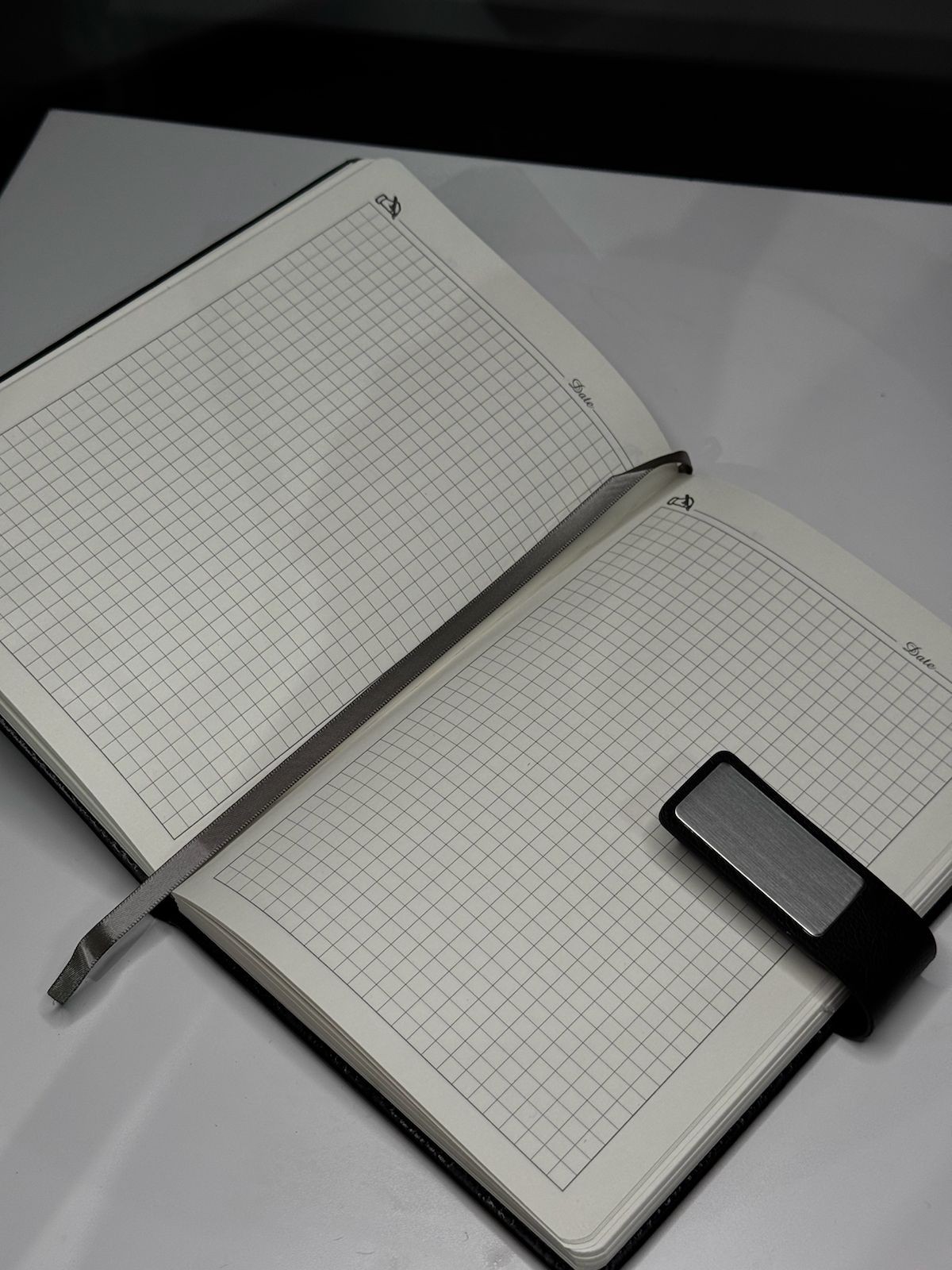 ბლოკნოტი A5 150x210მმ 100გრ