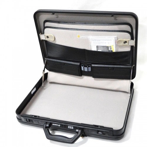 ქეისი President 18 ინჩი 3134G